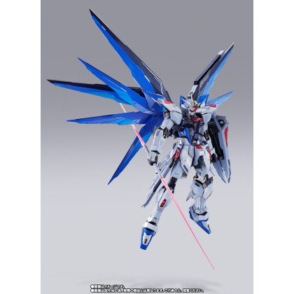 Metal Build Freedom Gundam Concept 2 – Snow Sparkle Ver (Tamashii