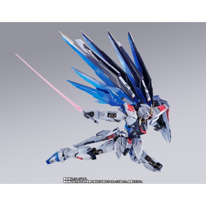 ロボット L BUILD FREEDOMGUNDAM SPARKLEVer Metal Build Freedom Gundam Concept 2 – Snow Sparkle Ver (Tamashii