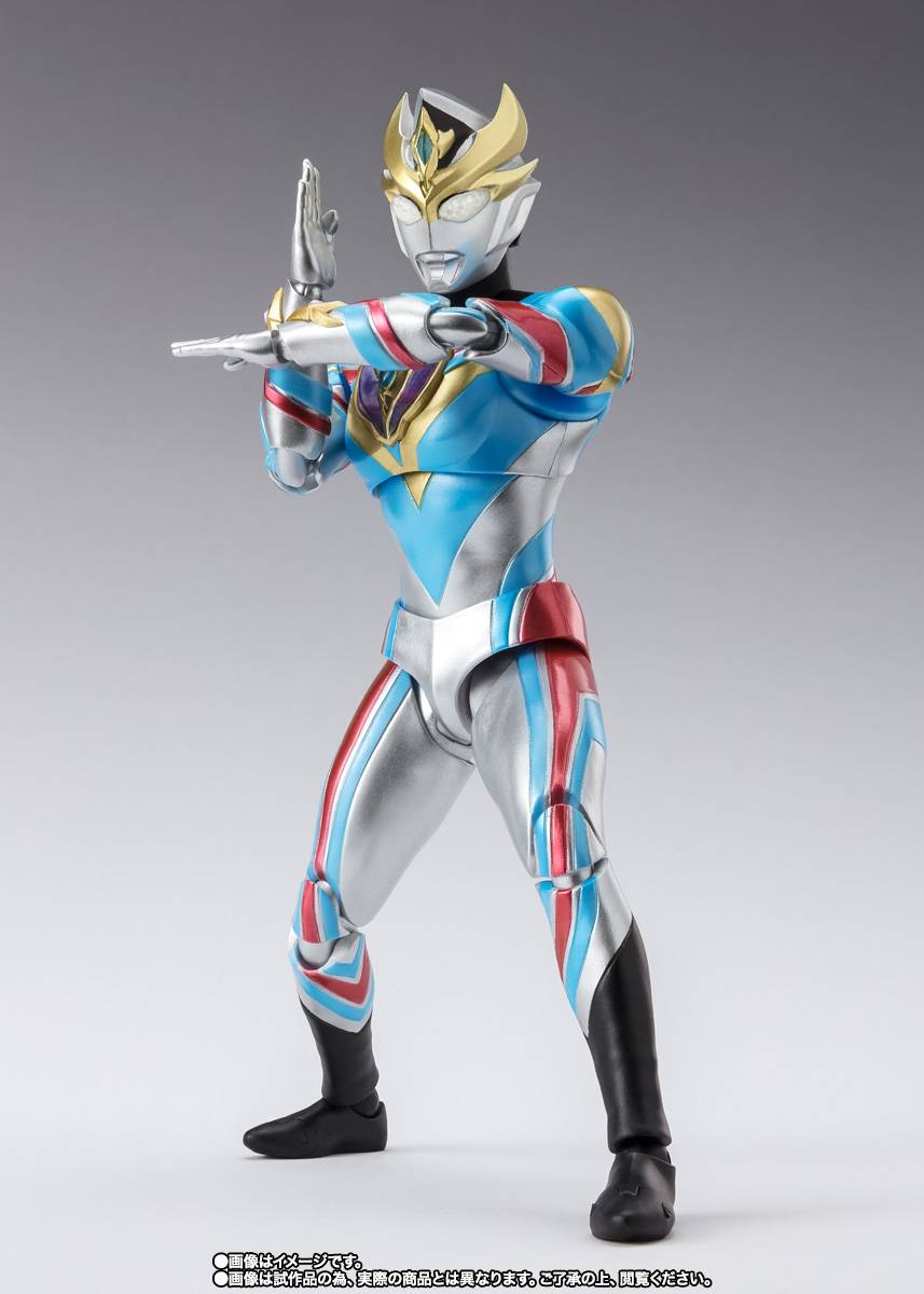 S.h Figuarts SHF Ultraman Decker Dynamic Type